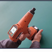 巴西聯(lián)邦共和國進口商訂制Motive掃碼鋰電定扭槍和無線機電扭力扳手